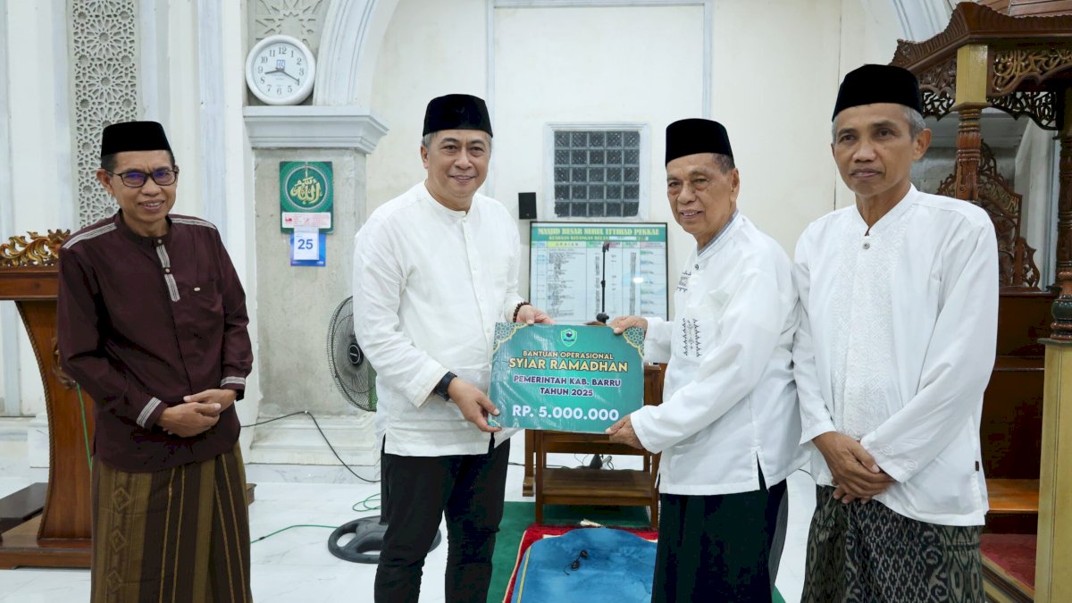 Ini Harapan Wakil Bupati Barru Dihadapan Jamaah Masjid Nurul Ittihad Pekkae