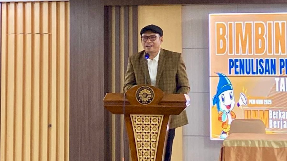 Bimtek PKM 2025 di UNM: Arifin Manggau Ajak Mahasiswa dan Dosen Kolaborasi Raih Prestasi PIMNAS