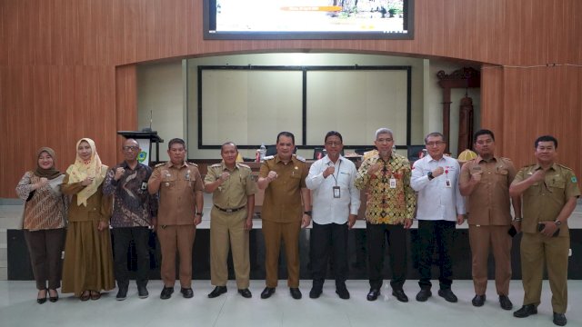 OJK rapat koordinasi bersama TPAKD Kabupaten Maros. Foto: Istimewa. 