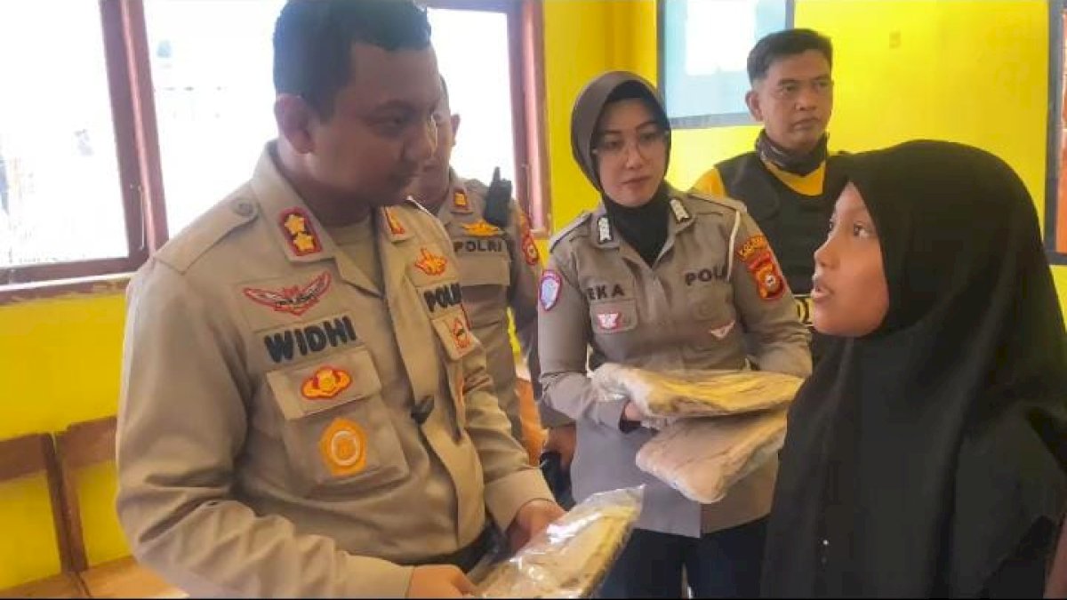 Aksi Sosial Kapolres Jeneponto: Jelajah Alam Demi Pendidikan Anak Negeri