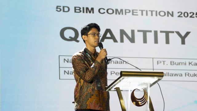 Karyawan Bumi Karsa yang mewakili meraih penghargaan Juara 1 Kompetisi BIM Nasional. Foto: Istimewa.