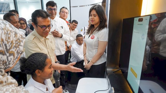 Indosat AI Experience Center di Jayapura. Foto: Istimewa.