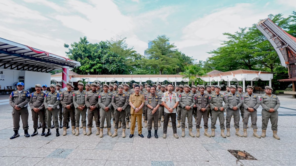 58 Satpol PP Ditugaskan Kawal PSU Palopo, Gubernur Tekankan Netralitas dan Antipolitik Uang
