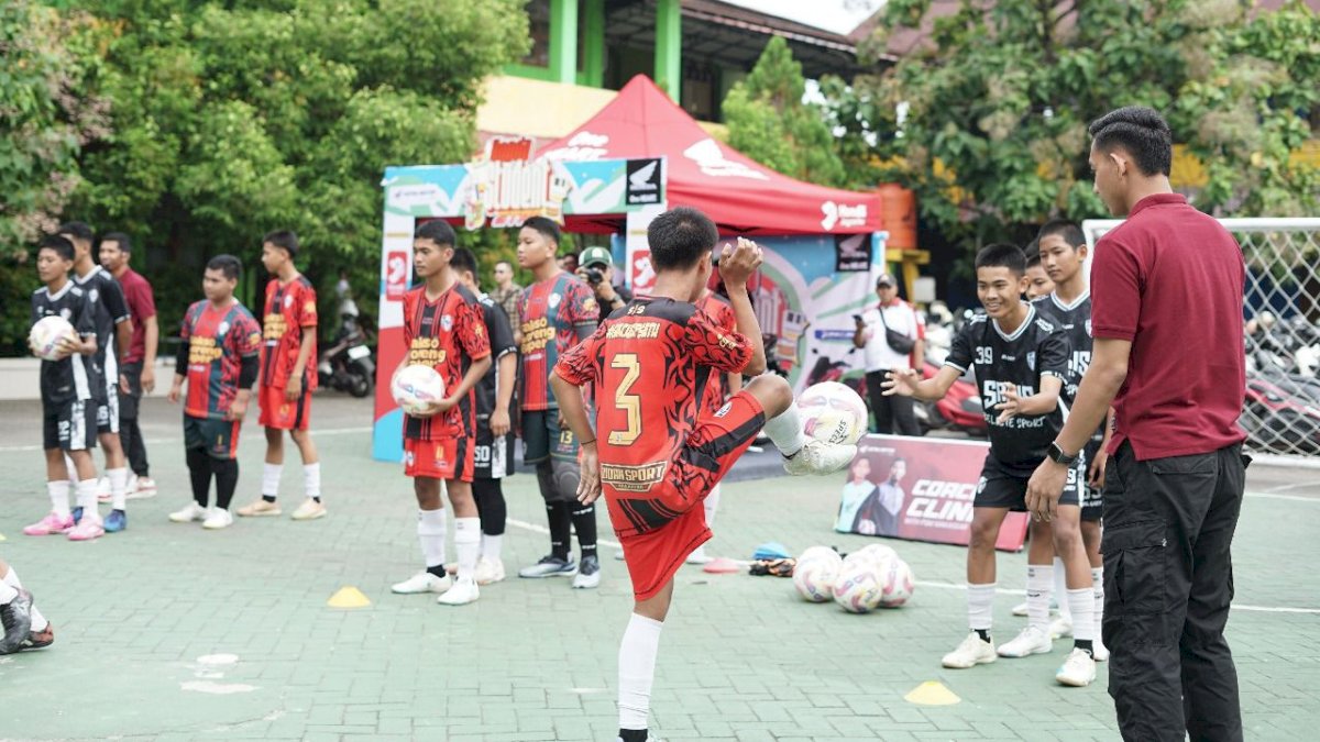 Kolaborasi PSM, Honda Student Star Asmo Sulsel Hadirkan Sesi Coaching Clinic di SMAN 1 Gowa