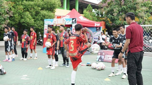 Honda Student Star di SMAN 1 Gowa coaching clinic bersama PSM Makassar. Foto: Istimewa.