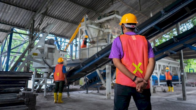 Kalla Beton komitmen jadi terbaik di industri ready mix. Foto: Istimewa.