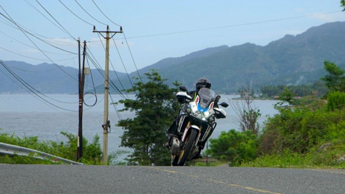 Asmo Sulsel Bagi Tips Aman dan Nyaman Berkendara di Tanjakan dan Turunan