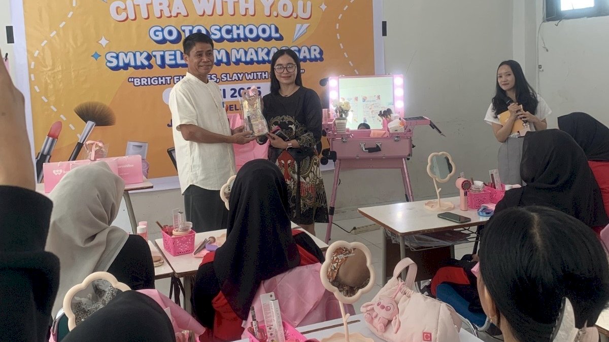 CitraCosmetic dan Y.O.U Sukses Gelar Beauty Class di SMK Telkom Makassar