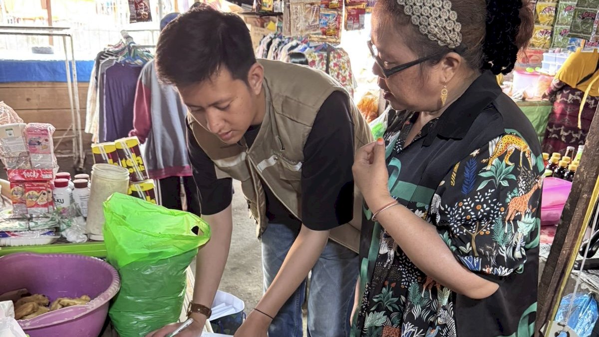 Perumda Pasar Makassar Sosialisasikan Digitalisasi Pembayaran Non Tunai di Pasar Tradisional