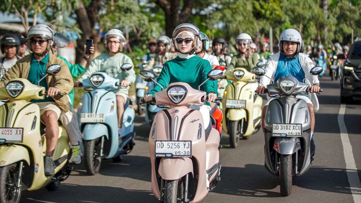 PT SJAM Ajak Komunitas Grand Filano City Riding dan Main Tenis Bersama