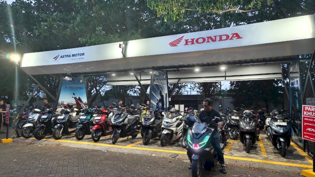 Parkiran khusus pengguna Honda Premium Matic di TSM Makassar. Foto: Istimewa.