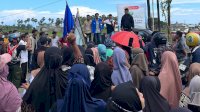 HMI dan HIPERMATA Bersama Warga Galesong Demo Tolak Pembangunan Perumahan Rachita Indah 2