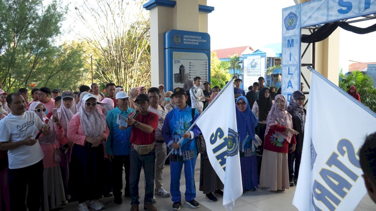 Tak Hanya Olahraga, Jalan Sehat Unismuh Banjir Hadiah dan Luncurkan Aplikasi Ekonomi Umat!