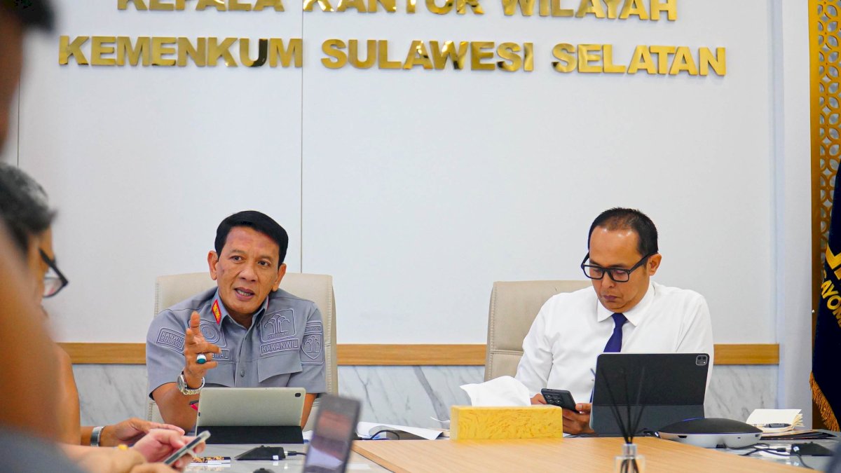 Kanwil Kemenkum Sulsel Susun Buku Panduan Pemeriksaan Notaris