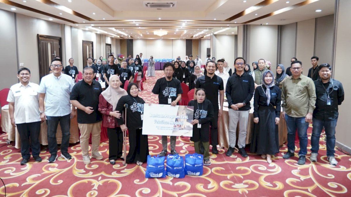 Pelindo Regional 4 Peduli Hadirkan Pelatihan Menjahit Bagi UMKM Disabilitas