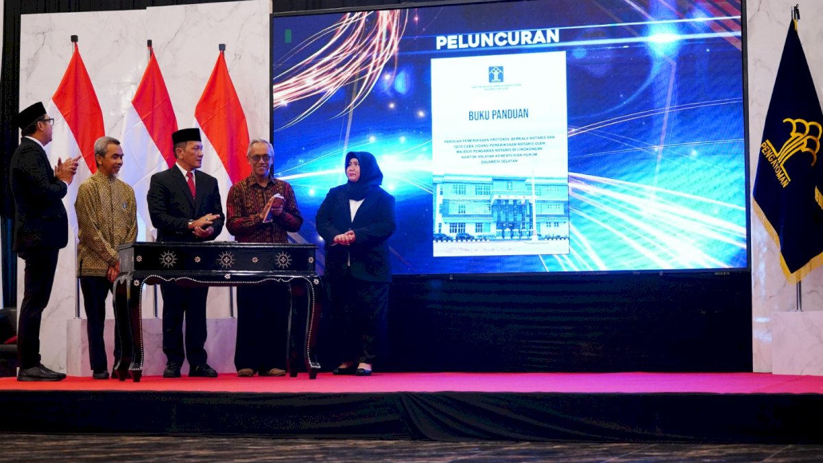Kemenkum Sulsel Luncurkan Buku Panduan Pemeriksaan Protokol Notaris
