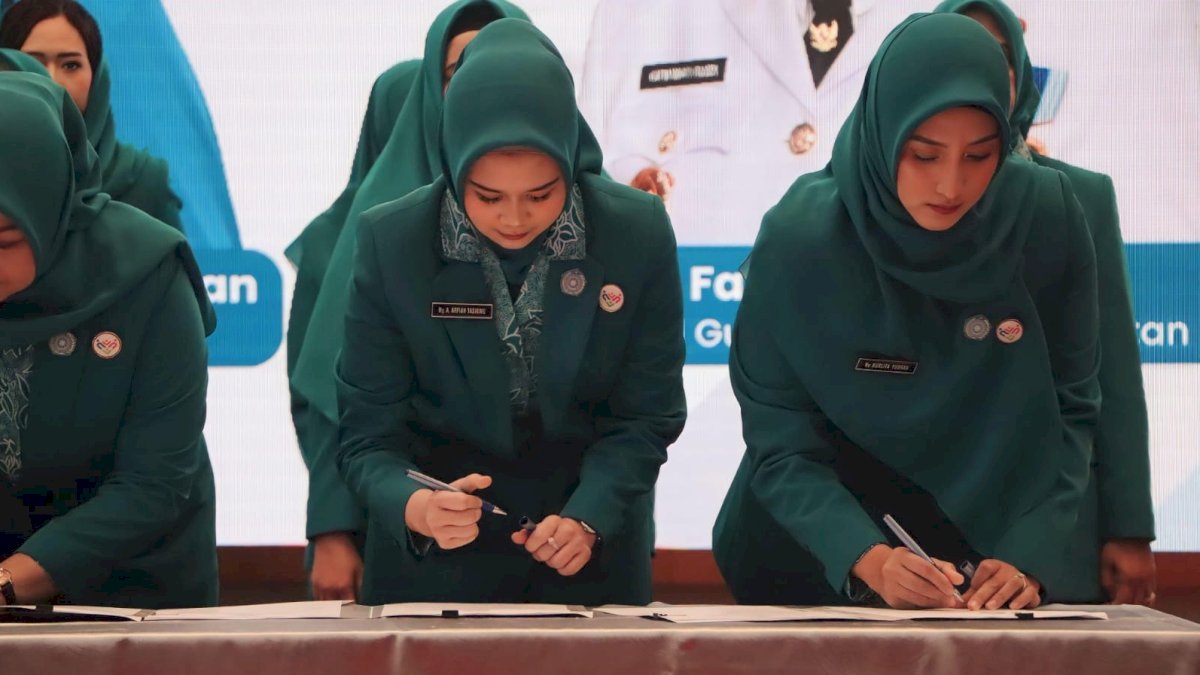 Wali Kota Parepare Hadiri Pelantikan Ketua PKK dan Bunda PAUD se-Sulsel