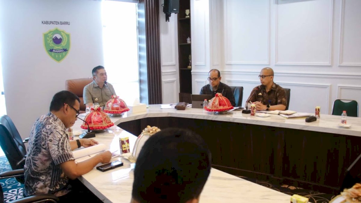 Bupati Undang Langsung Gubernur Sulsel Hadiri Peringatan HUT Barru