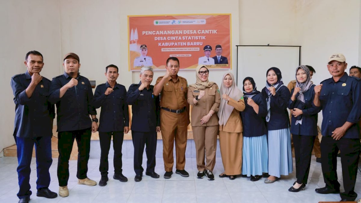 Desa Pao-Pao Didaulat Jadi Desa Cinta Statistik, Ini Harapan Bupati Barru
