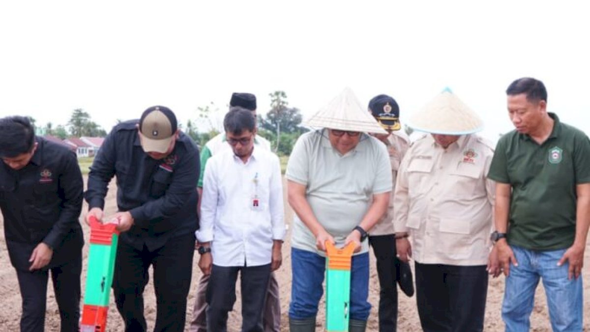 Bupati Takalar Kerja Sama Edufarmers Internasional dan Pemuda Tani Indonesia Tanam Perdana Jagung