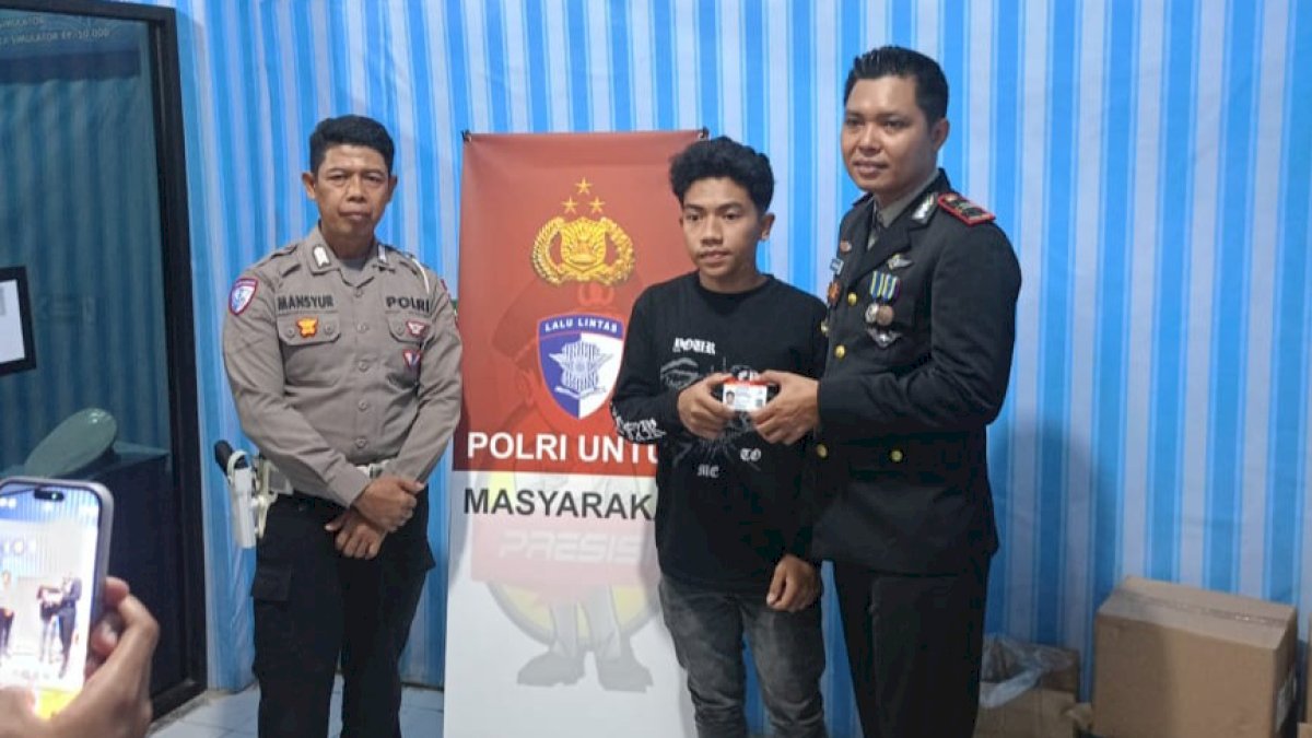 HUT Bhayangkara ke 79, Polres Bantaeng Beri SIM Gratis Bagi Warga yang Lahir 1 Juli