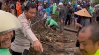 Aksi Cepat Kapolres Jeneponto di Tengah Banjir dan Longsor: Tak Ada Korban Jiwa