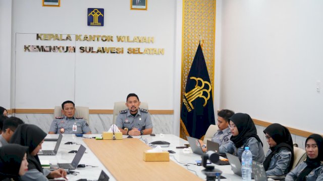 istimewa