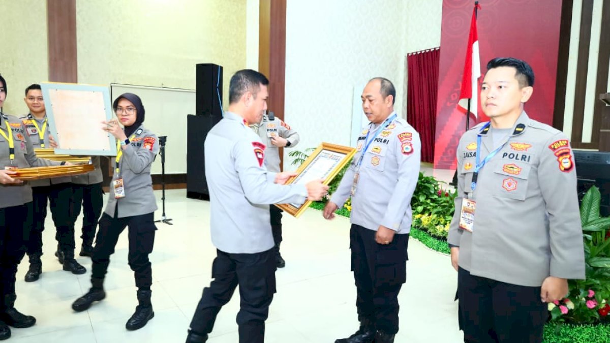 Polres Bulukumba Raih Penghargaan Kelola Keuangan Terbaik dari Kapolri