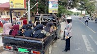 Operasi Patuh Pallawa 2025: Mobil Bak Terbuka Ditilang di Jeneponto, Penumpang Diantar Polisi