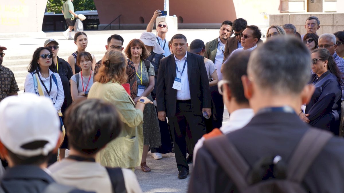 World Cities Summit Mayors Forum 2025, Wali Kota Munafri Kunjungi Lokasi Ikonik di Vienna