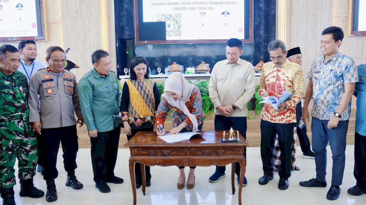 Cegah Stunting, Pemkab Barru Resmi Launching Pedoman Strategi Komunikasi Perubahan Perilaku