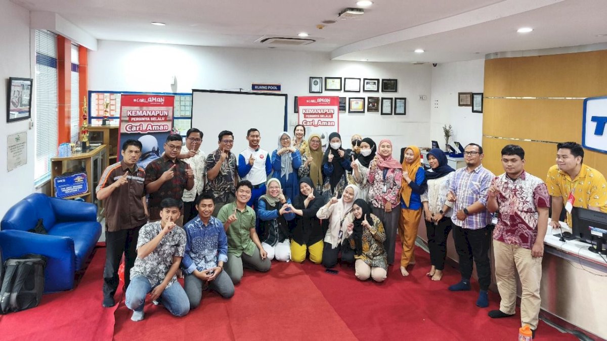 Asmo Sulsel Gelar Praktik Safety Riding dengan Honda Icon-e di Astra Trac Makassar