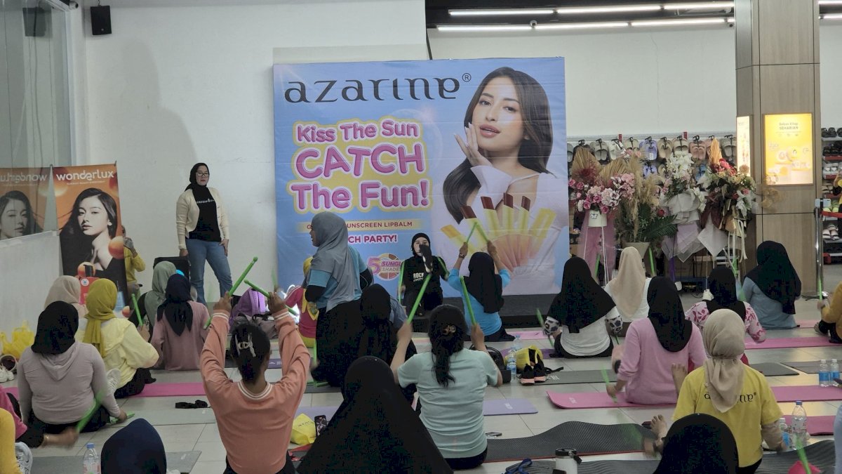 Target 50 Peserta Tercapai! Azarine dan CitraCosmetic Sukses Gelar Poundfit Gratis