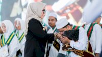 Bupati Barru Andi Ina Hadiri Penamatan Santri DDI Mangkoso