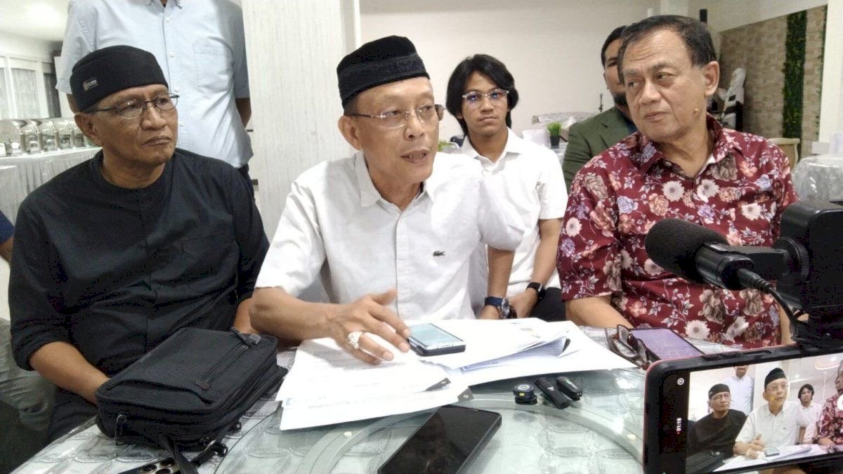 Rektor UNM Resmi Lapor Pencemaran Nama Baik Qadriati di Polda Sulsel