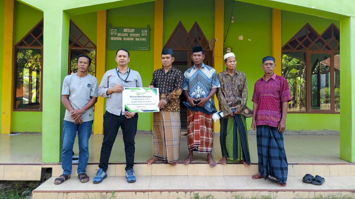 Pegadaian Kanwil Makassar Salurkan Bantuan Rp30 Juta Pembangunan Toilet Masjid Babul Ali Bontoa