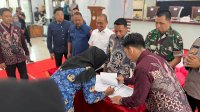 Pemkab Sidrap Serahkan 310 SK PPPK, Bupati Syahar: Ini Momentum Syukur dan Pengabdian
