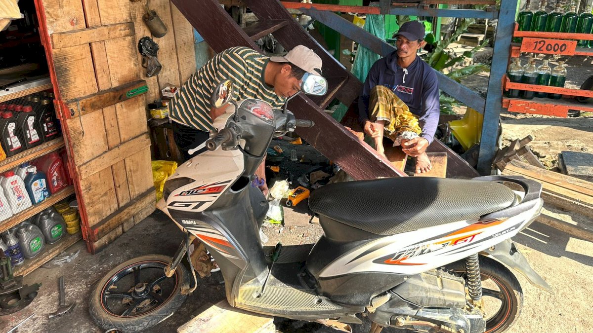Bantu Usaha Masyarakat Berkembang, PLN Beri Cahaya Bagi Langit Bengkel