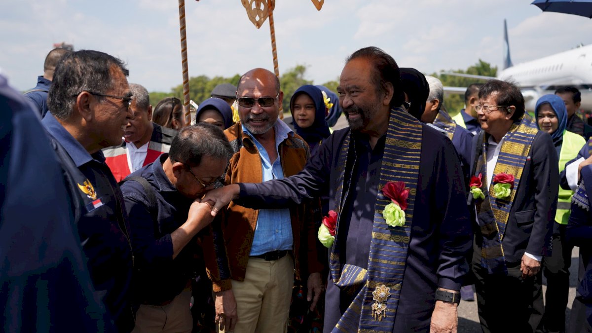 Jelang Rakernas, Surya Paloh dan Elit DPP NasDem Tiba di Makassar
