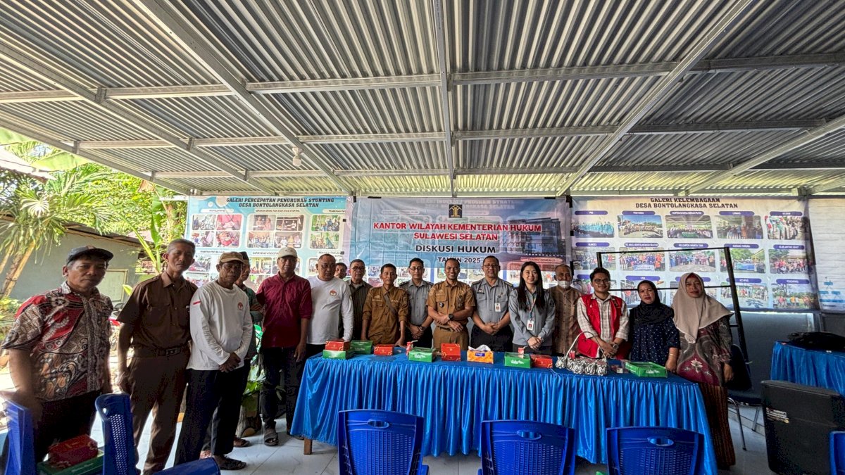 Kemenkum Sulsel Perkuat Peran Strategis Bangun Kesadaran Hukum di Desa Bontolangkasa Selatan