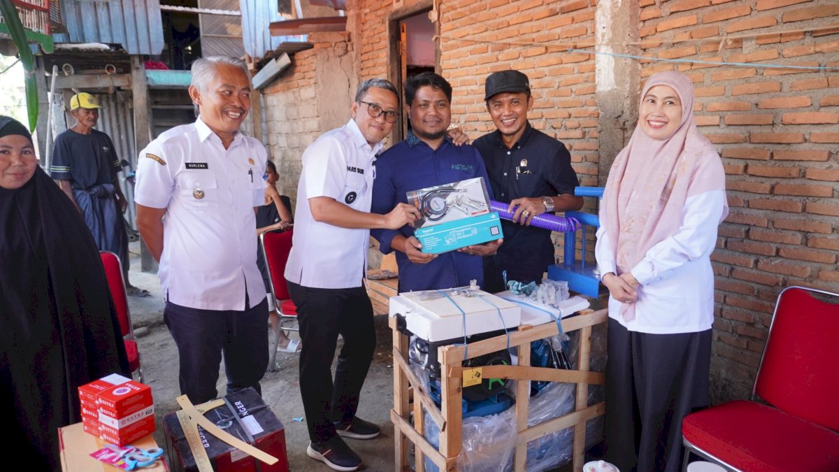 Pemkab Jeneponto Salurkan Bantuan Peralatan Produktif untuk Pelaku UKM di Hari UMKM Nasional