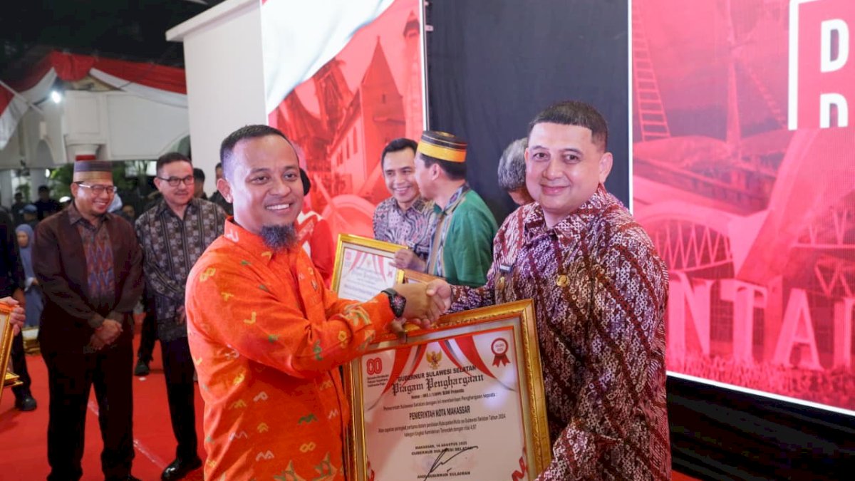 Pemkot Makassar Raih Penghargaan Tingkat Kemiskinan Terendah se-Sulsel