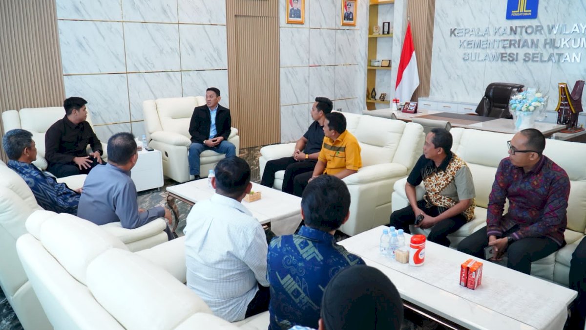 Kanwil Kemenkum Sulsel Terima Kunjungan Ketua DPRD Soppeng, Perkuat Sinergi Pembentukan Regulasi