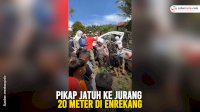 VIDEO: Pikap Jatuh ke Jurang 20 Meter di Enrekang
