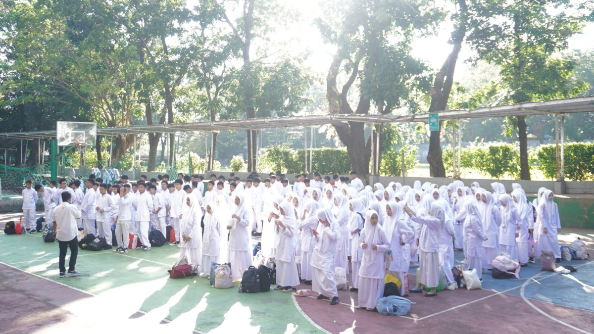 Bentuk Generasi Qur’ani, SMA Islam Athirah Bukit Baruga Gelar Quranic Camp 2025