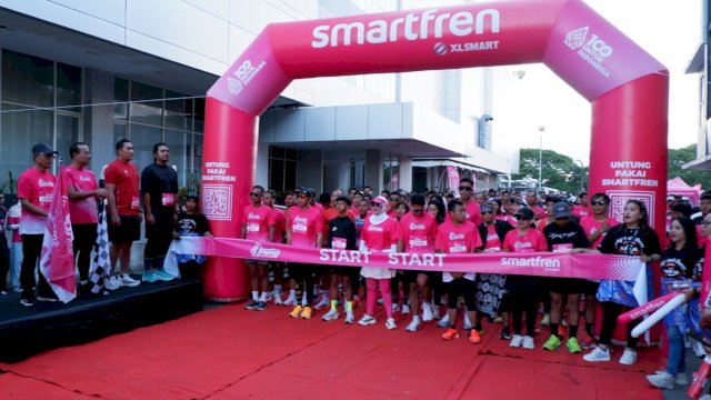 Smartfren Fun Run 2025 dalam rangka peresmian layanan Smartfren di Gorontalo. Foto: Istimewa.