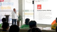 Semarak Hari Kemerdekaan RI, Pelindo Gelar Edukasi Safety Riding 80 Ojol di Makassar