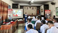 Asmo Sulsel Gandeng Polres Gowa Edukasi Safety Riding Bagi Pelajar SMPN 1 Sungguminasa