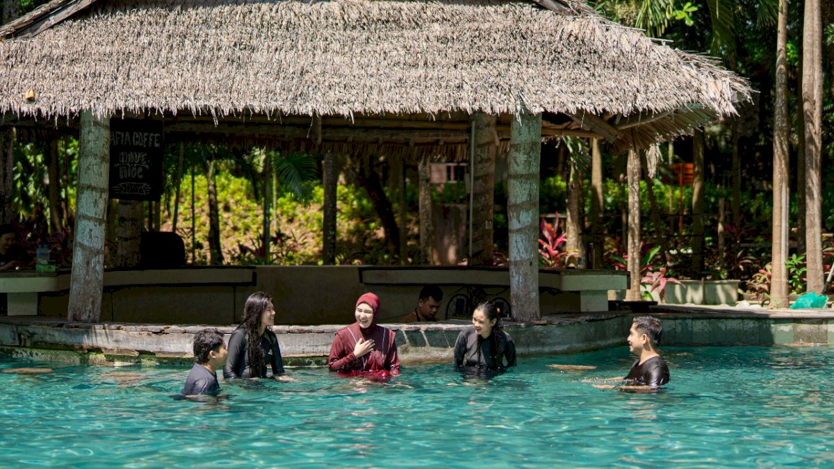 Merdeka Bersama Sahabat, Main Berlima di Bugis Waterpark Adventure Hanya Rp300 Ribu