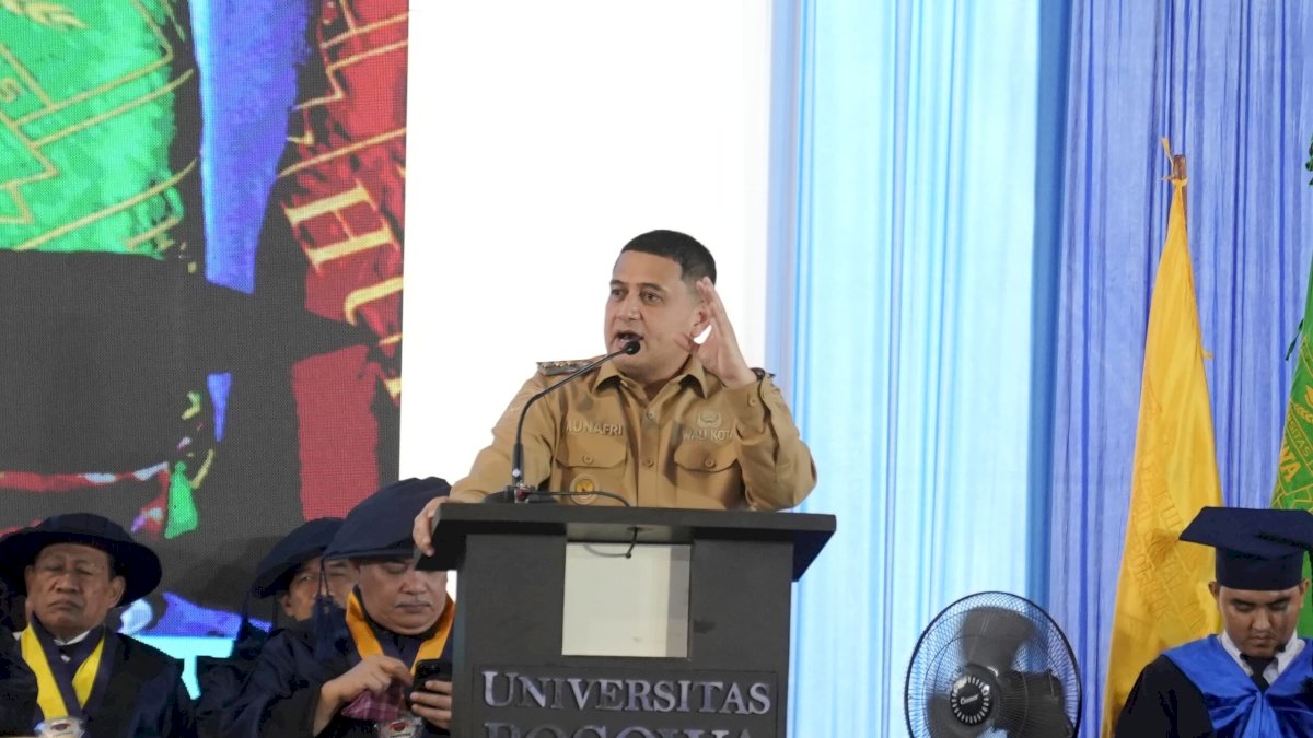 Wali Kota Makassar Perkenalkan Program Makassar Creative Hub di PKKMB Unibos 2025
